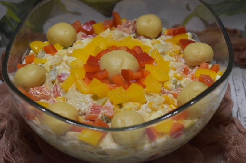 Sałatka z kukurydzy i pieczarek Sałatka z kukurydzy i pieczarek