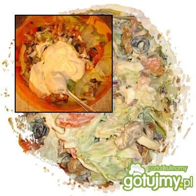 Sałatka z kurczakiem