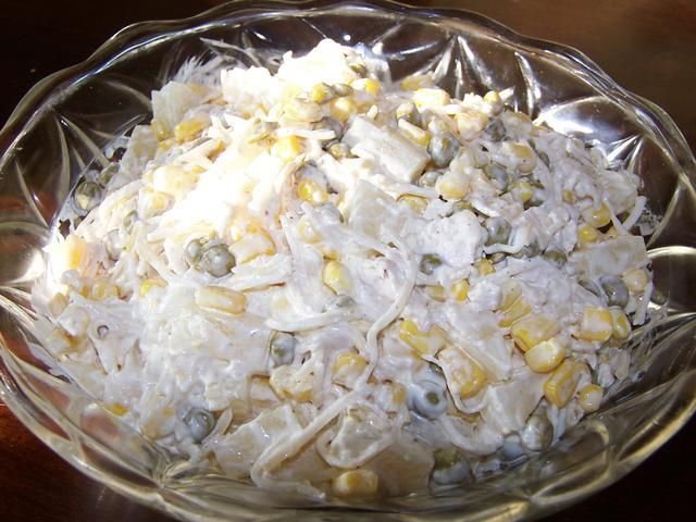 Sałatka z kurczakiem Sałatka z kurczakiem