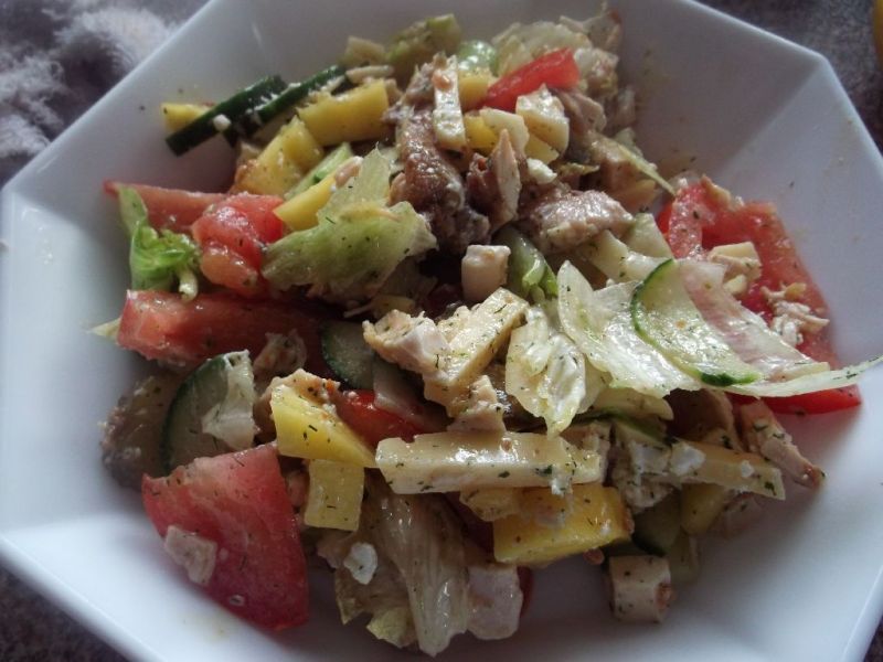 Sałatka z kurczakiem