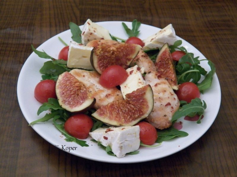 Sałatka z kurczakiem i figami