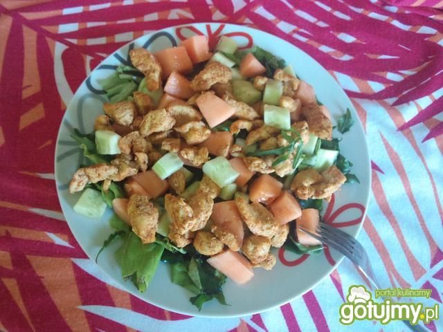 Sałatka z kurczakiem i melonem