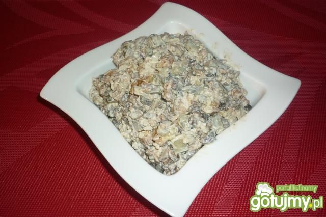 Sałatka z kurczakiem i słonecznikiem 3