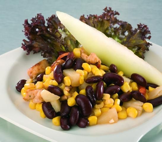 Sałatka z kurczakiem na słodko Sałatka z kurczakiem na słodko