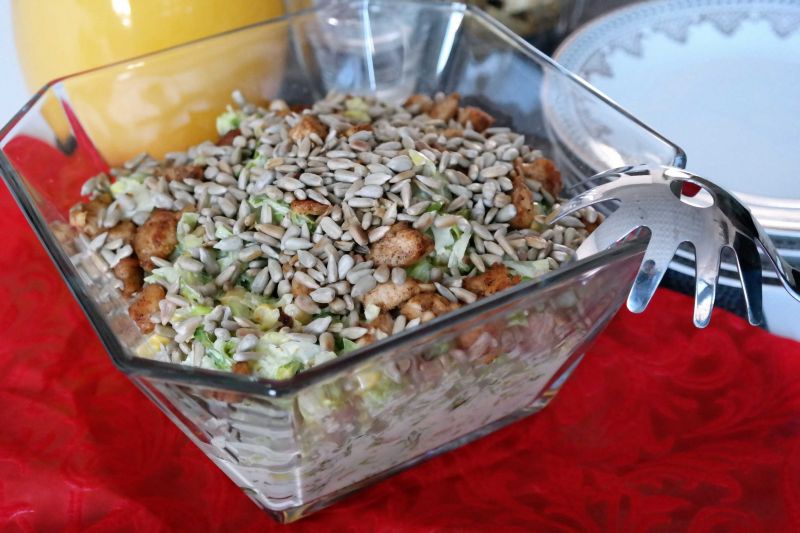 Sałatka z kurczakiem w sosie curry Sałatka z kurczakiem w sosie curry