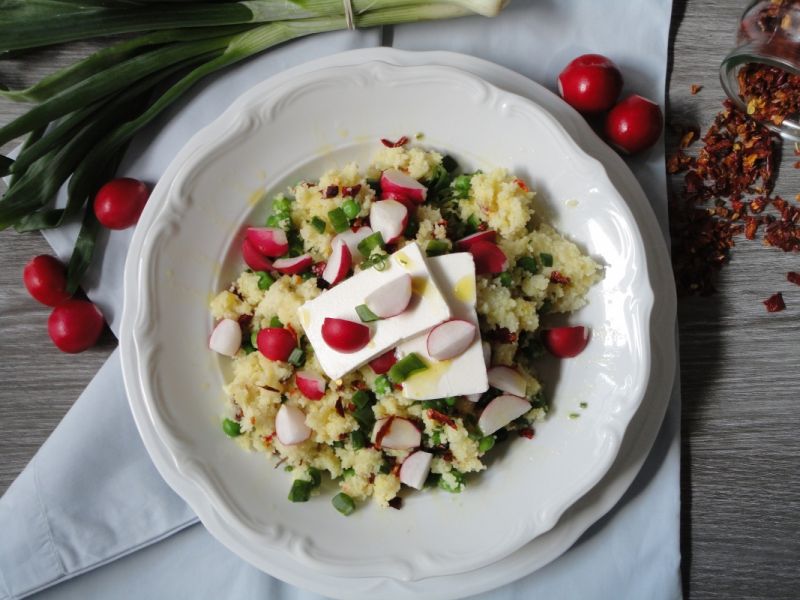 Sałatka z kuskusem i fetą