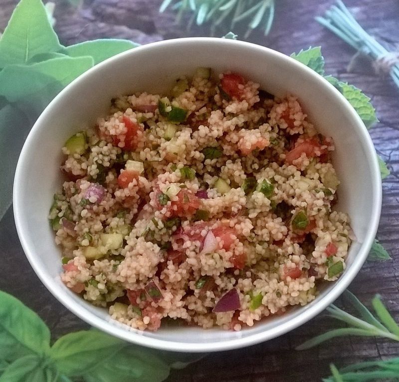 Sałatka z kuskusu z warzywami