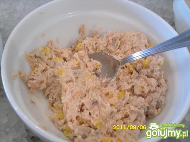 sałatka z łososiem sałatka z łososiem