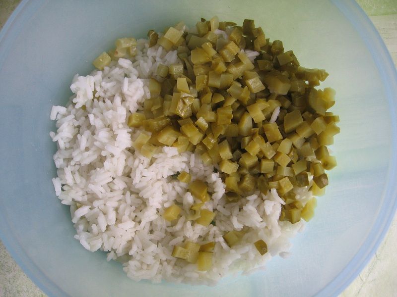 Sałatka z łososiem i ryżem
