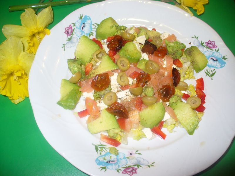 Sałatka z łososiem i tofu Sałatka z łososiem i tofu