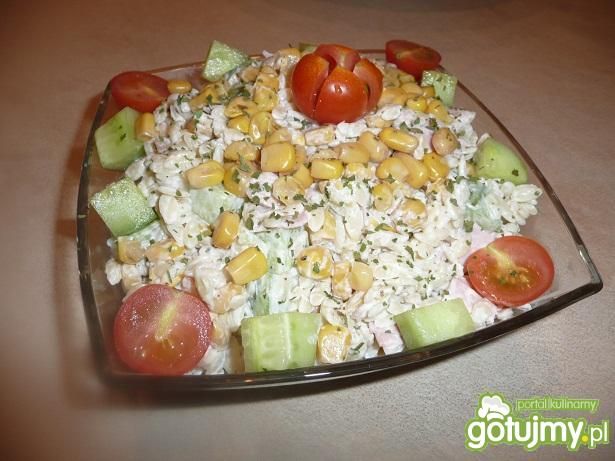Sałatka z makaronem ryżowym 8 Sałatka z makaronem ryżowym 8
