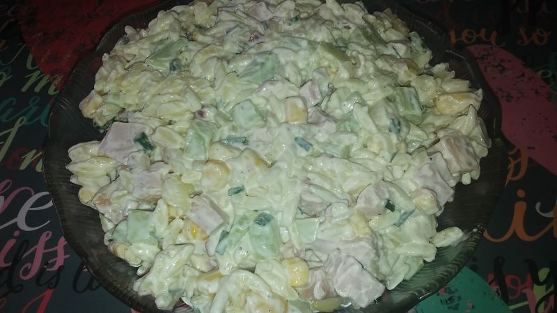 Sałatka z makaronem ryżowym wg Gosi Sałatka z makaronem ryżowym wg Gosi