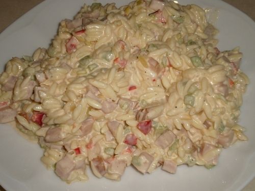 Sałatka z makaronu ryż