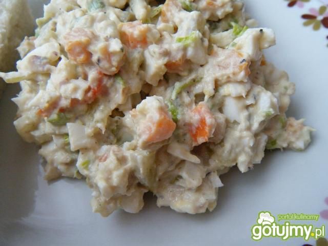 Sałatka z makreli i marchewki 