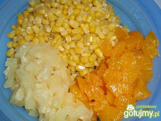 Sałatka z mandarynką i ananasem