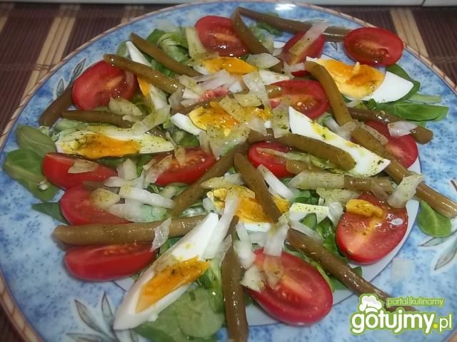 Sałatka z marynowaną fasolką Sałatka z marynowaną fasolką