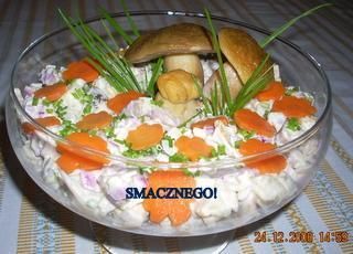 Sałatka z marynowanymi grzybkami Sałatka z marynowanymi grzybkami