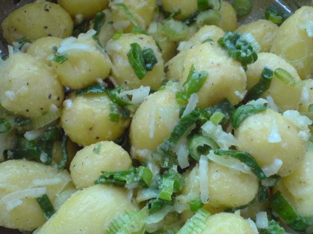 Sałatka z młodych ziemniaków na zimno