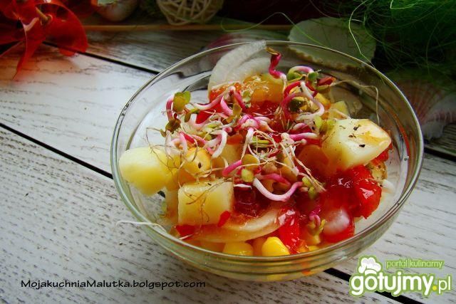 Sałatka z młodych ziemniaków z kiełkami 