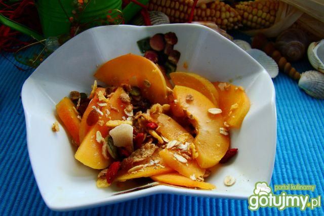 Sałatka z moreli i musli