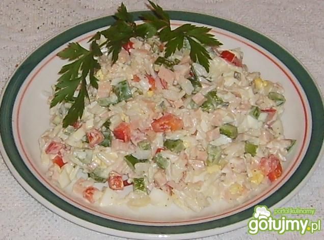 Sałatka z mortadelą