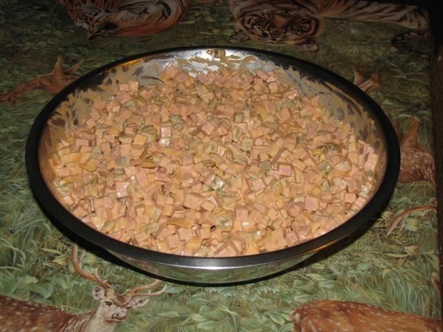 Sałatka z mortadeli