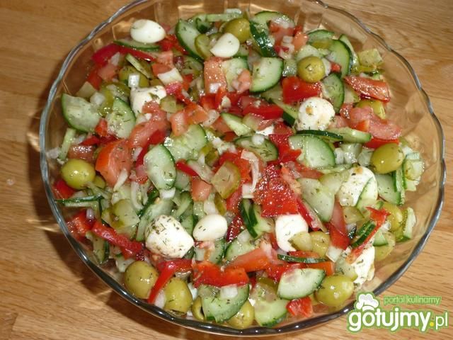Sałatka z mozzarellą