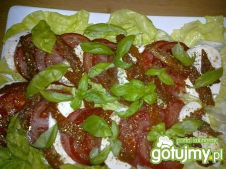 Sałatka z mozzarellą 7