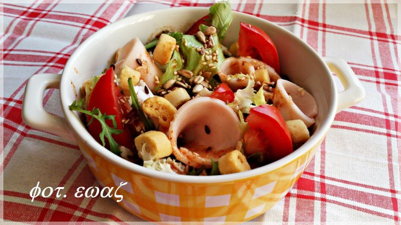 Sałatka z nutą syropu trzcinowego