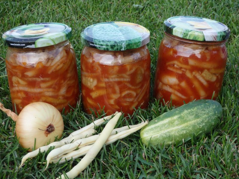 Sałatka z ogórków i fasolki szparagowej