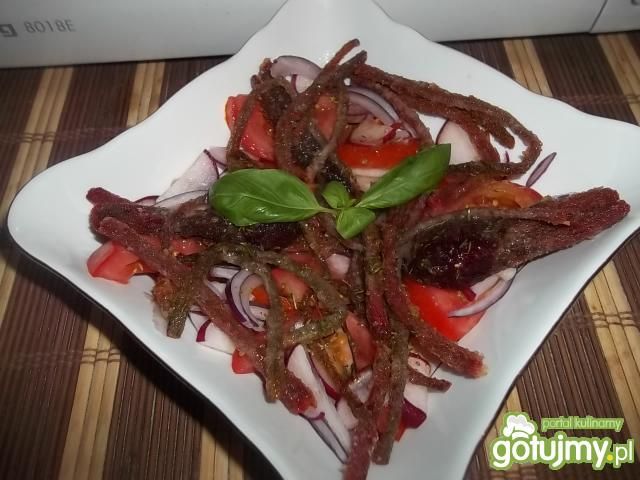 Sałatka z panierowaną botwiną Sałatka z panierowaną botwiną