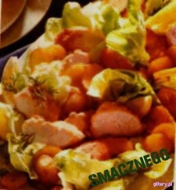 Sałatka z panierowanym kurczakiem