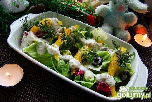 Sałatka z papryką i sosem musztardowym  Sałatka z papryką i sosem musztardowym