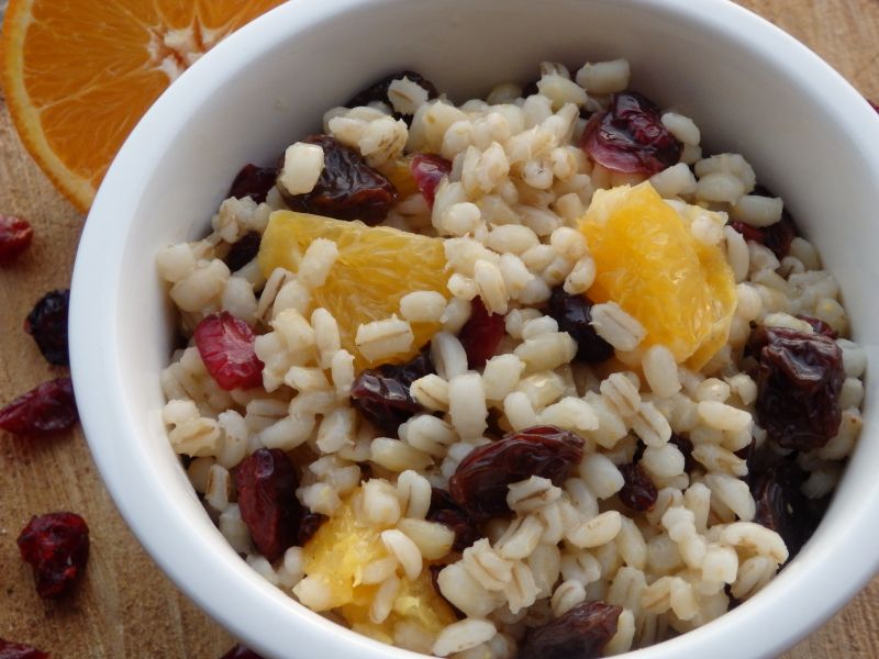 Sałatka z pęczakiem na słodko