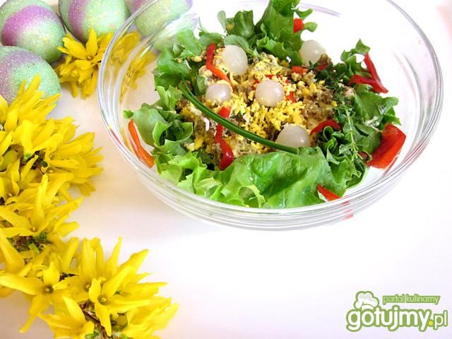 Sałatka z pieczonego pasztetu warzywnego