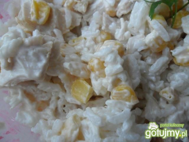 Sałatka z pieczonym kurczakiem Sałatka z pieczonym kurczakiem