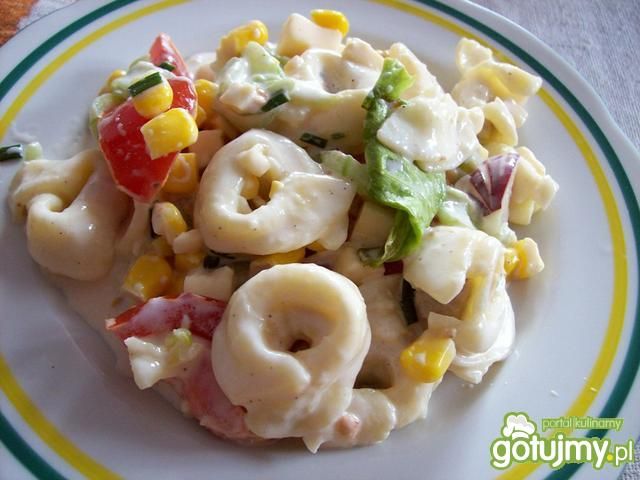 Sałatka z pierożkami tortellini 3