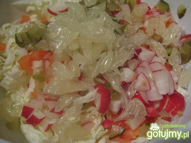 Sałatka z pomelo  Sałatka z pomelo