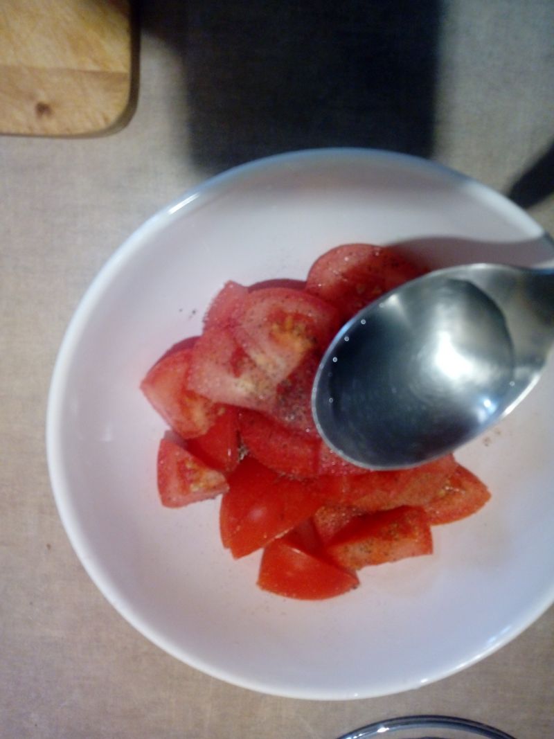 Sałatka z pomidora