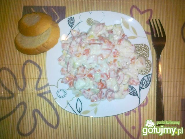 Sałatka z pomidora i cebulki Sałatka z pomidora i cebulki