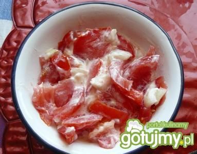 Sałatka z pomidorów i cebuli Sałatka z pomidorów i cebuli