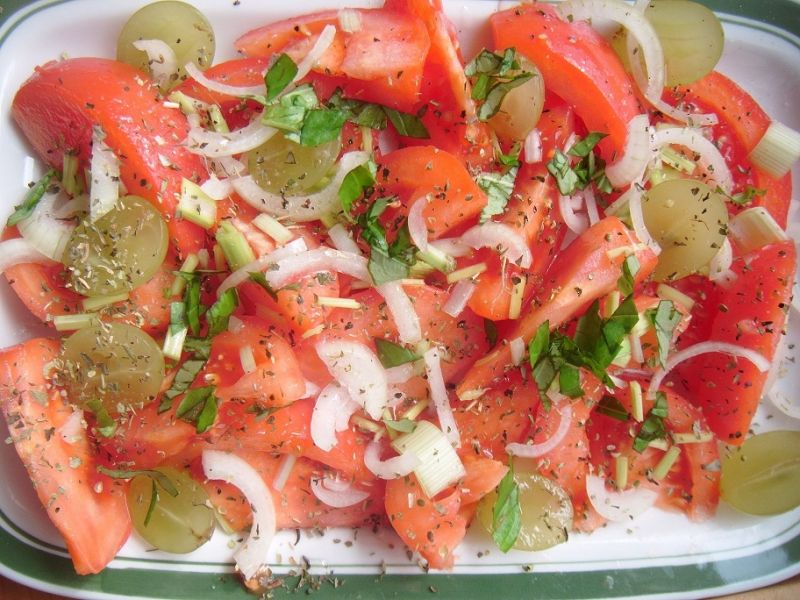 Sałatka z pomidorowa  Sałatka z pomidorowa