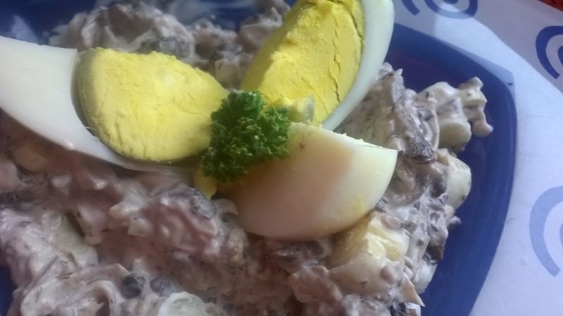 sałatka z pora i jajka