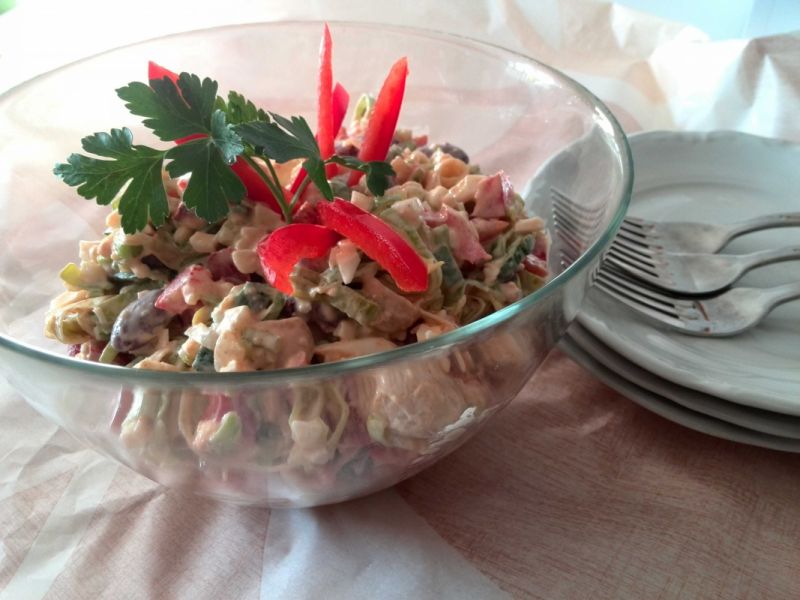 Sałatka z porem i marynowanymi pieczarkami