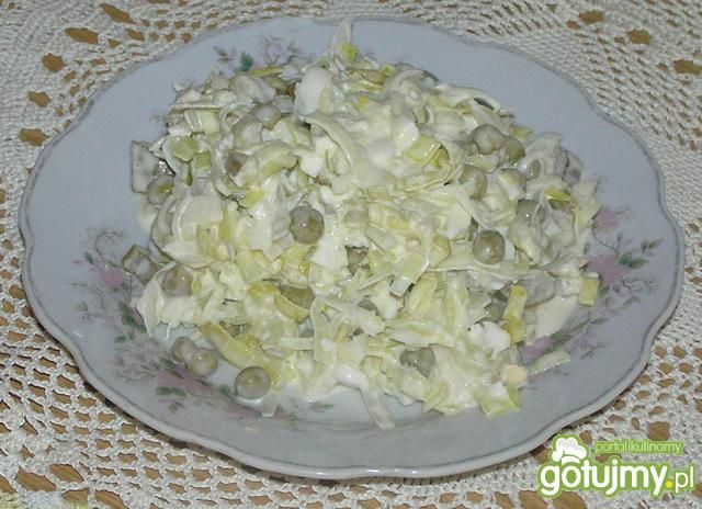 Sałatka z pory i groszku