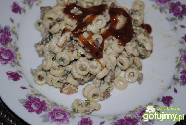 Sałatka z prażonym słonecznikiem.