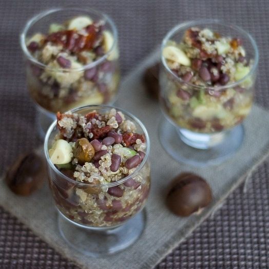 Sałatka z quinoa Sałatka z quinoa
