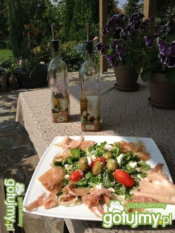 Sałatka z rodem z Toskani