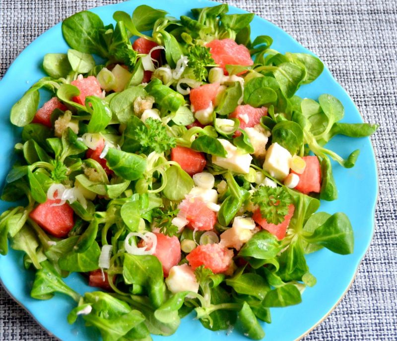 Sałatka z roszponką oraz arbuzem Sałatka z roszponką oraz arbuzem