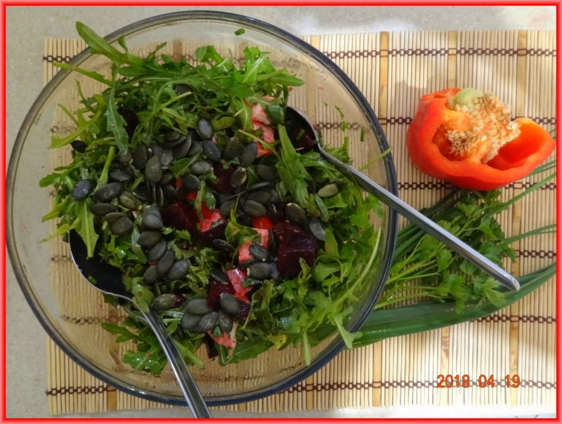 Sałatka z rukoli i buraczków